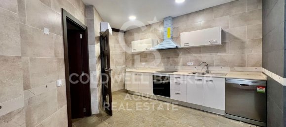 6 Schlafzimmer Haus in Alicante, Spain, Nr. 78409 8