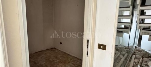 Dúplex de 10 habitaciónes en Avezzano, Italy No. 28243 9