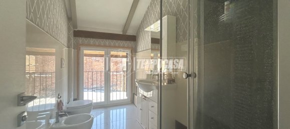 7 rooms House in Biella, Italy No. 258116 8