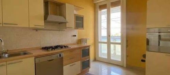 5 rooms Apartment in Modena, Italy No. 28340 20