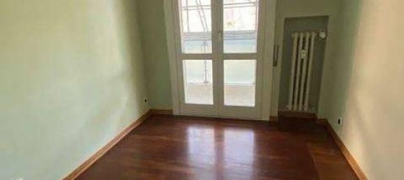 5 rooms Apartment in Modena, Italy No. 28340 27