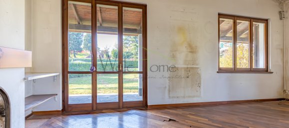 2 bedrooms Villa in Tavernerio, Italy No. 167657 9