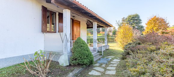 2 bedrooms Villa in Tavernerio, Italy No. 167657 4