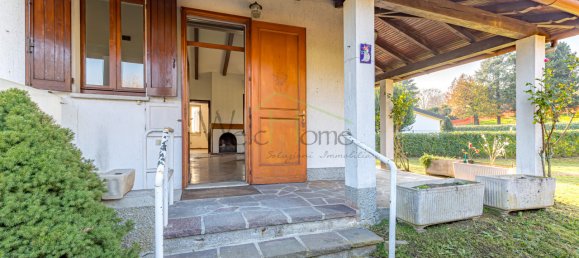 2 bedrooms Villa in Tavernerio, Italy No. 167657 5