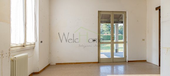 2 bedrooms Villa in Tavernerio, Italy No. 167657 13