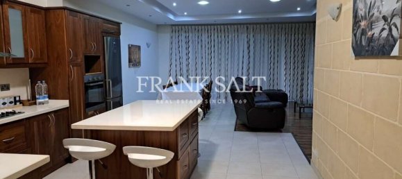 Apartamento T3 em Victoria, Malta N.º 5995 2