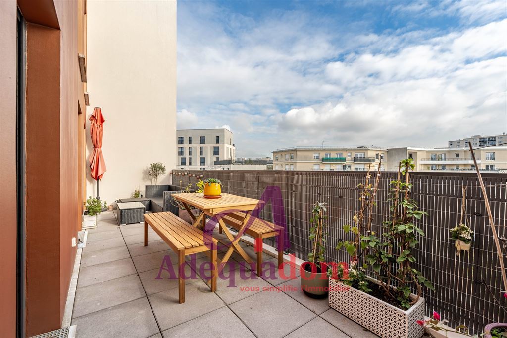 2 chambres Appartement à Bois-Colombes, France No. 162682