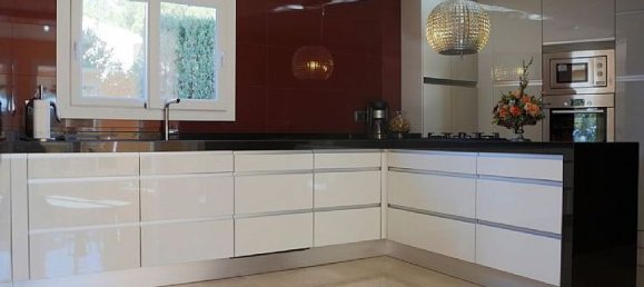 4 bedrooms Villa in Benissano, Spain No. 4421 7