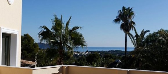 4 bedrooms Villa in Benissano, Spain No. 4421 2