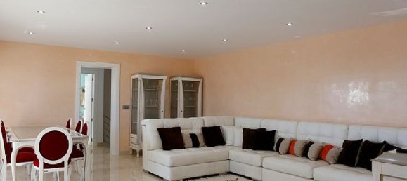 4 bedrooms Villa in Benissano, Spain No. 4421 3