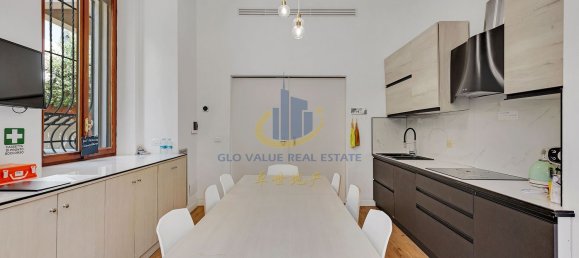 8 bedrooms Villa in Milan, Italy No. 364249 21