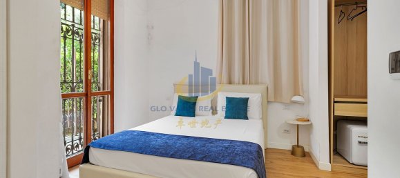 8 bedrooms Villa in Milan, Italy No. 364249 27