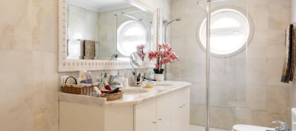 4 bedrooms House in Cascais, Portugal No. 93639 3