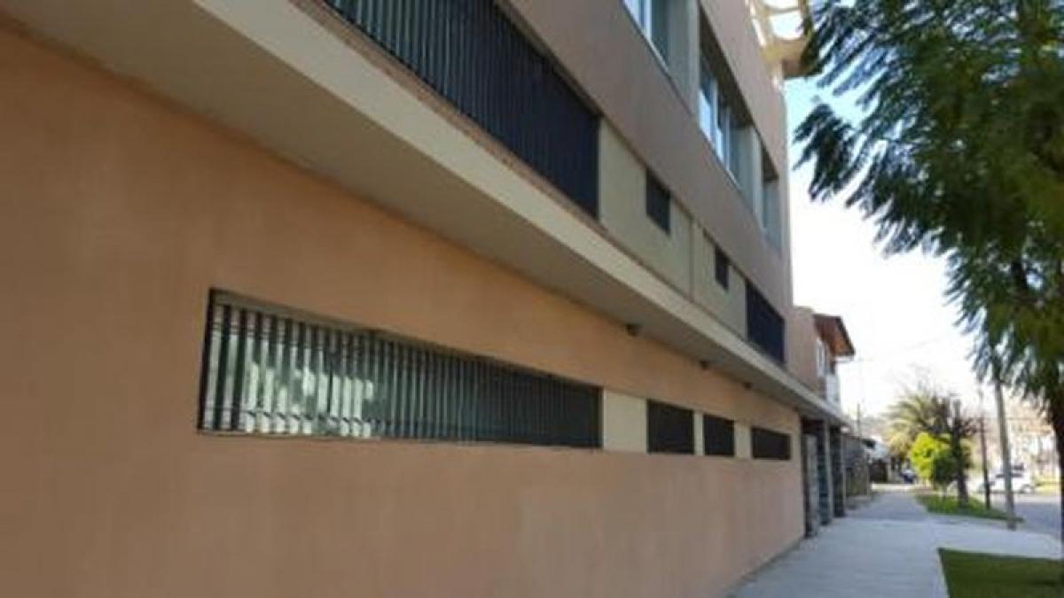 Studio in Lomas de Zamora, Argentina No. 6772