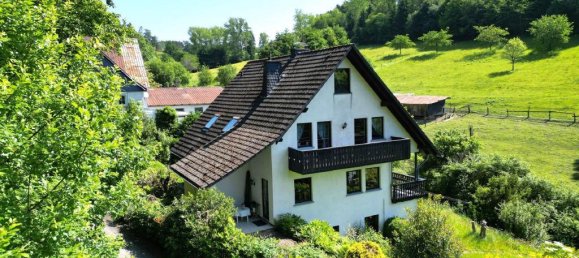 7 rooms Townhouse in Hochsauerlandkreis, Germany No. 302436 3