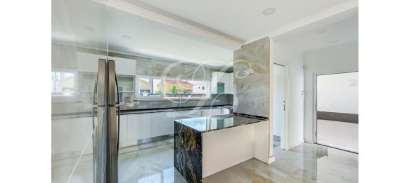 4 غرف نوم فيلا في Samouco, Portugal رقم 146473 10