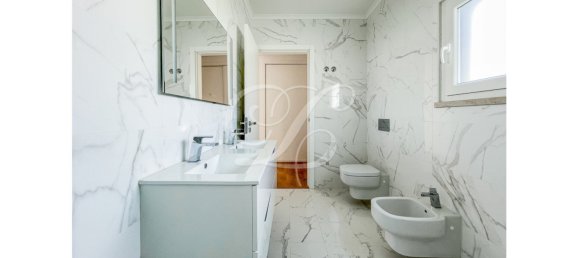 4 غرف نوم فيلا في Samouco, Portugal رقم 146473 16