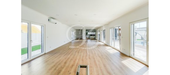 4 غرف نوم فيلا في Samouco, Portugal رقم 146473 7