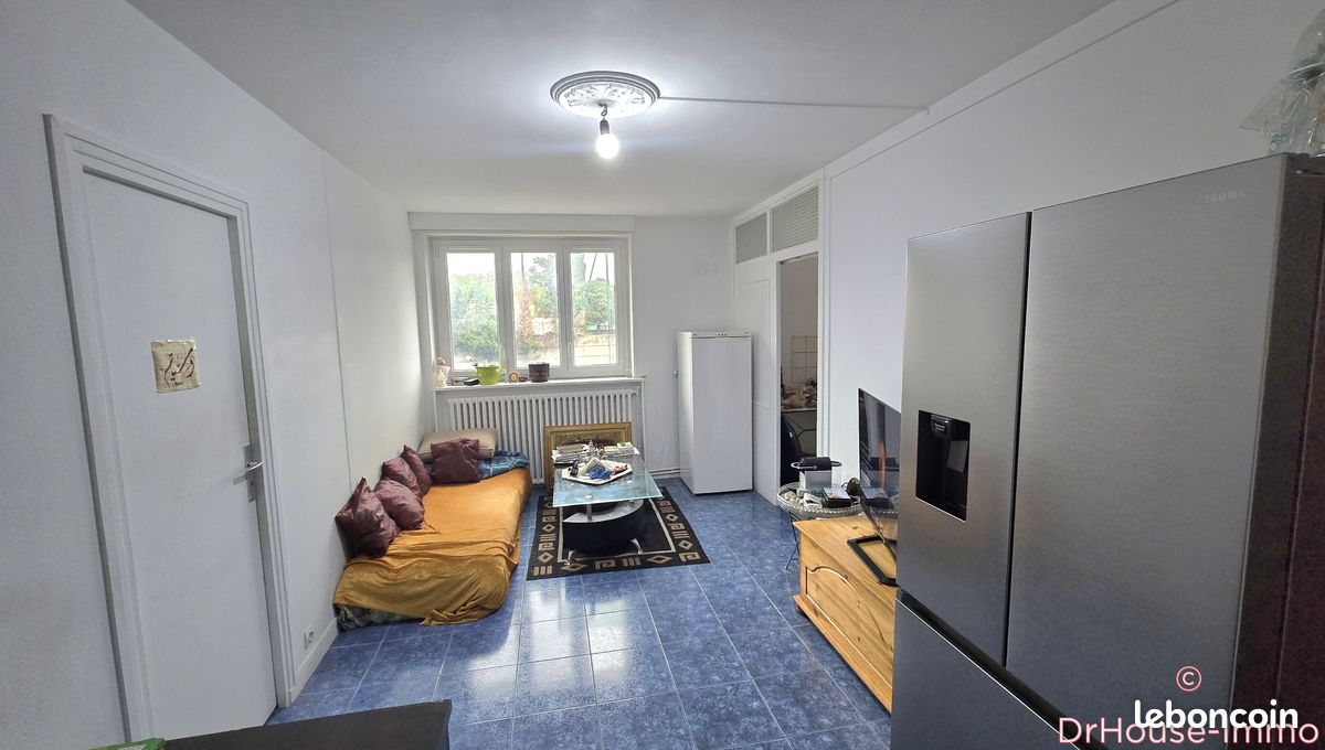 Квартира с 1 спальней в Бобиньи, Франция № 324702