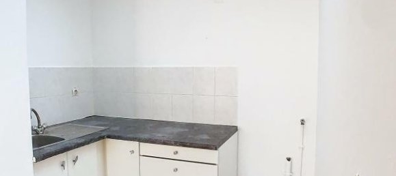 Studio in Corbeil-Essonnes, France No. 118972 4