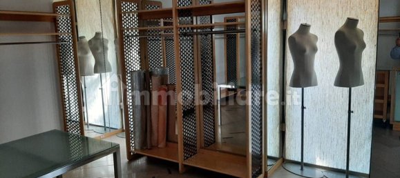 1 room Commercial property in Gorgonzola, Italy No. 264744 2
