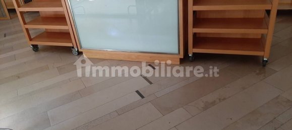 1 room Commercial property in Gorgonzola, Italy No. 264744 3