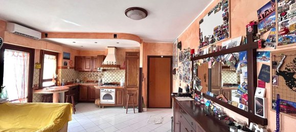 Apartamento de 4 dormitorios en Aprilia, Italy No. 347510 23