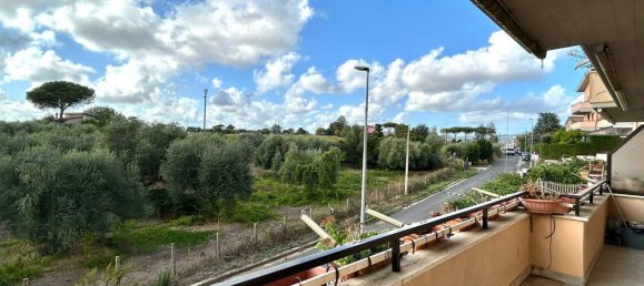 Apartamento de 4 dormitorios en Aprilia, Italy No. 347510 19