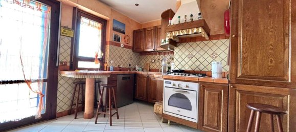 Apartamento de 4 dormitorios en Aprilia, Italy No. 347510 9