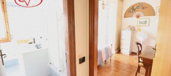 3 rooms Apartment in Bucine, Italy No. 237500 20