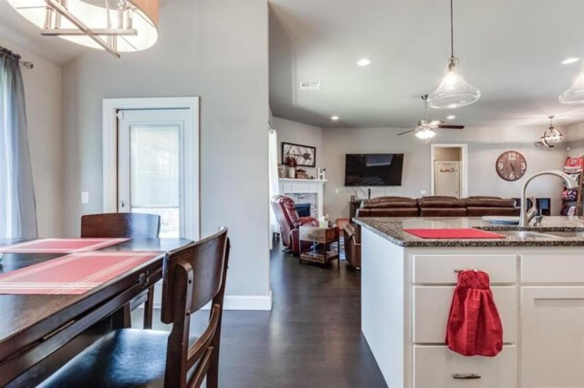 3 bedrooms House in Mustang, USA No. 374332