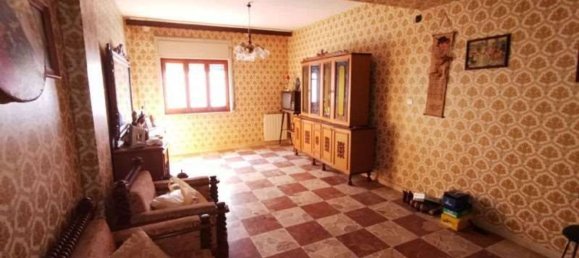 Bâtiment à Barcellona Pozzo di Gotto, Italy 365m² No. 51199 4