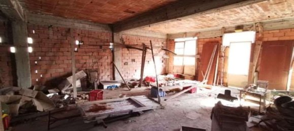 Bâtiment à Barcellona Pozzo di Gotto, Italy 365m² No. 51199 7