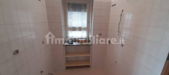 2 bedrooms Apartment in Moncalieri, Italy No. 377972 9