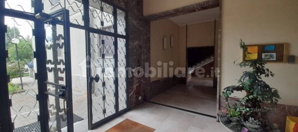 2 bedrooms Apartment in Moncalieri, Italy No. 377972 3