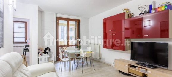 Apartamento de 2 dormitorios en Cesate, Italy No. 93894 4