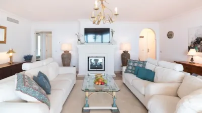 Apartamento de 3 dormitorios en Casares, Spain No. 183030