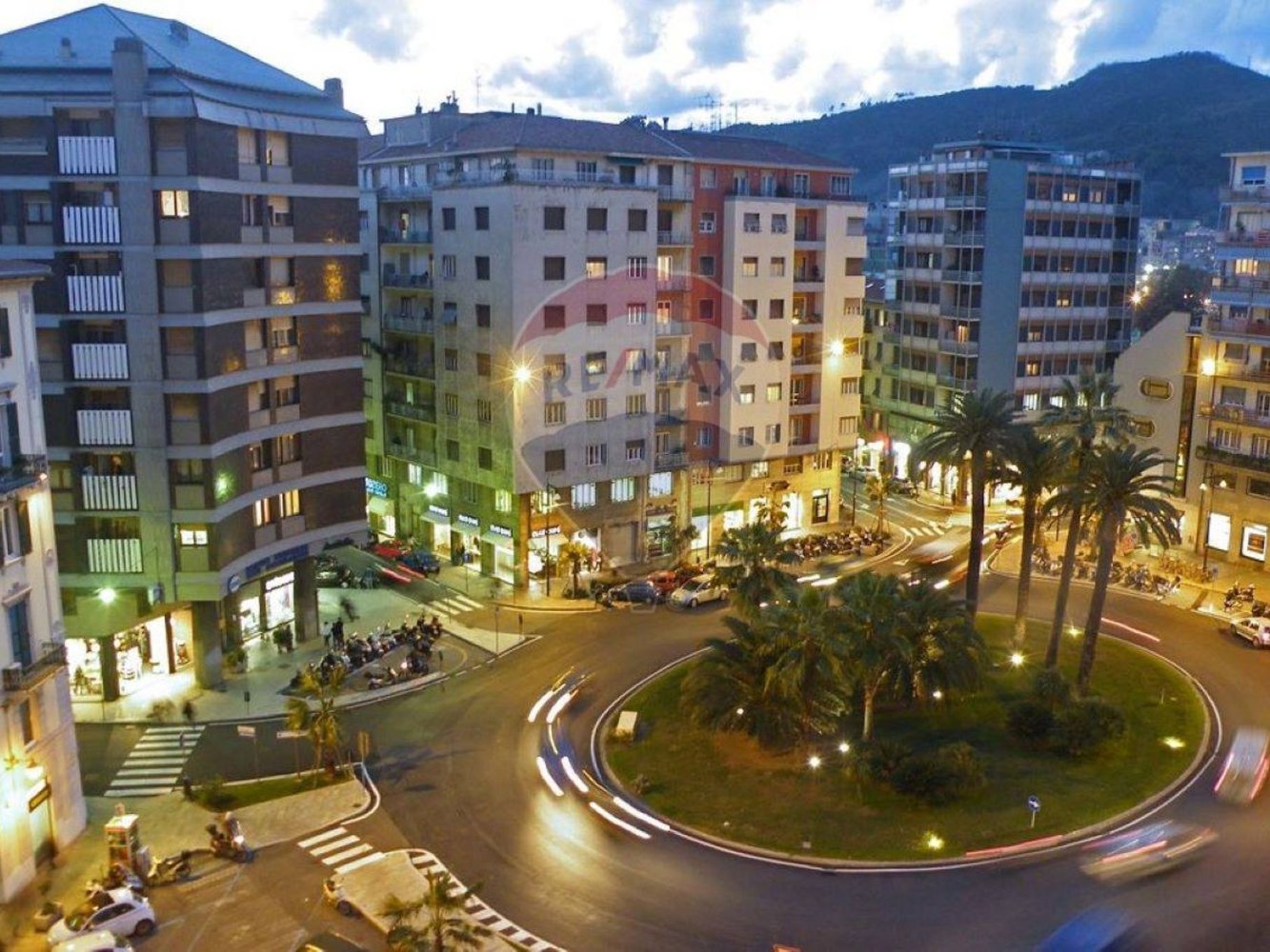 Квартира с 2 спальнями в Савона, Италия № 137188