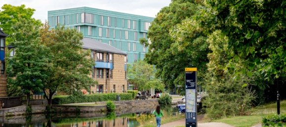 Studio in Bow, United Kingdom No. 3435 22