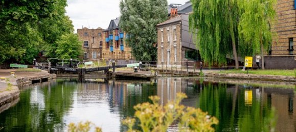 Studio in Bow, United Kingdom No. 3435 23