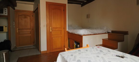 Studio in Troyes, France, Nr. 88344 3