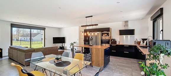 Casa de 3 dormitorios en Romorantin-Lanthenay, France No. 39588 10