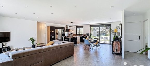 Casa de 3 dormitorios en Romorantin-Lanthenay, France No. 39588 8