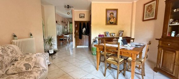 5 bedrooms Apartment in Reggio Emilia, Italy No. 323412 7