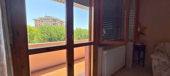 5 bedrooms Apartment in Reggio Emilia, Italy No. 323412 5