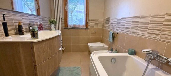 5 bedrooms Apartment in Reggio Emilia, Italy No. 323412 24