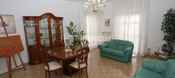 4 rooms Apartment in Valenzano, Italy No. 16463 7