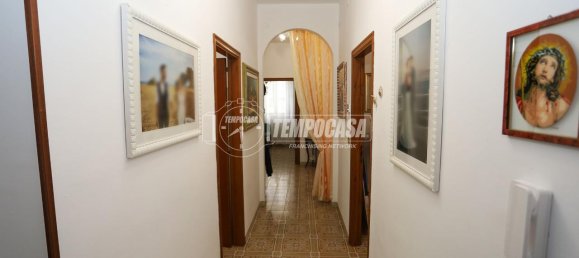 4 rooms Apartment in Valenzano, Italy No. 16463 19