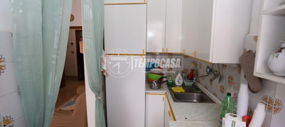 4 rooms Apartment in Valenzano, Italy No. 16463 5