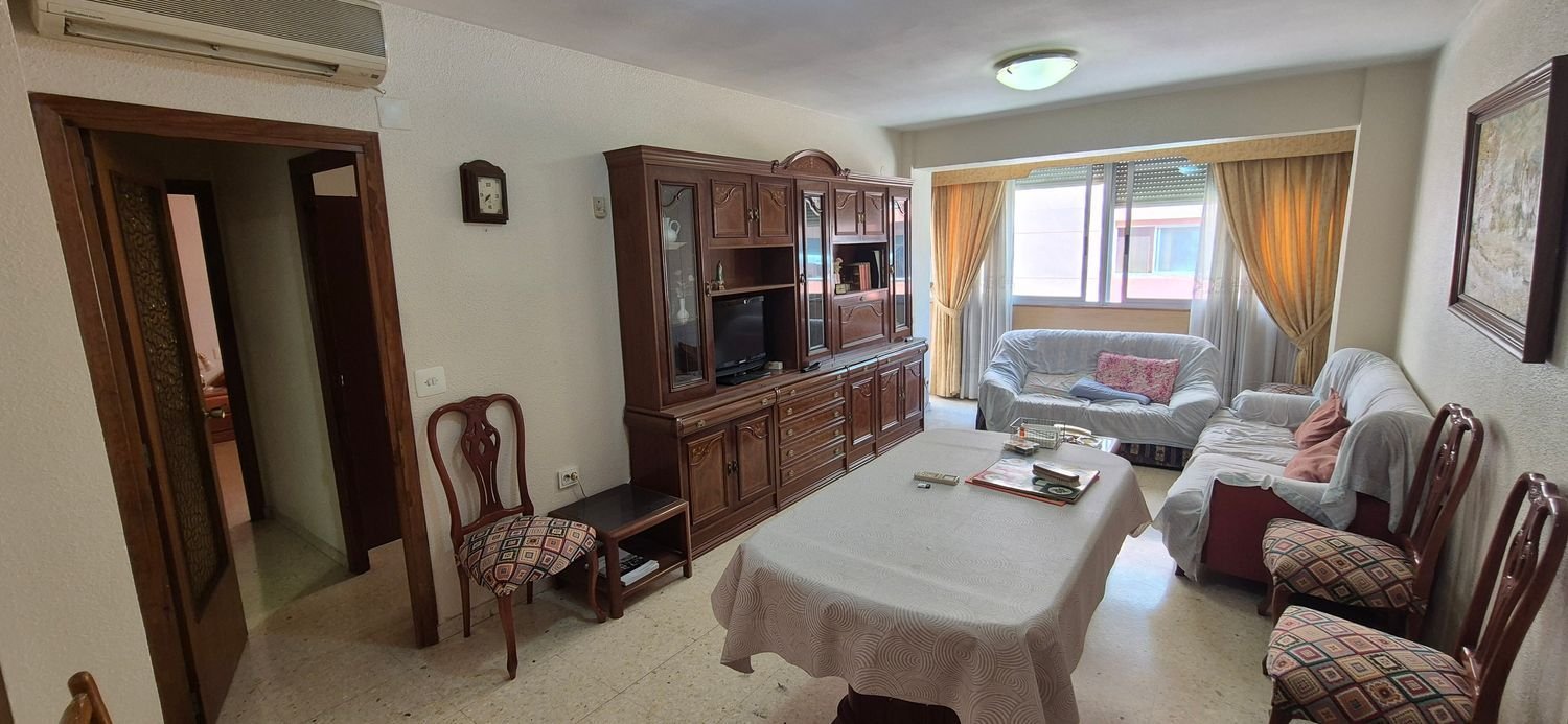 4 غرف نوم شقة في Gandia, Spain رقم 217677